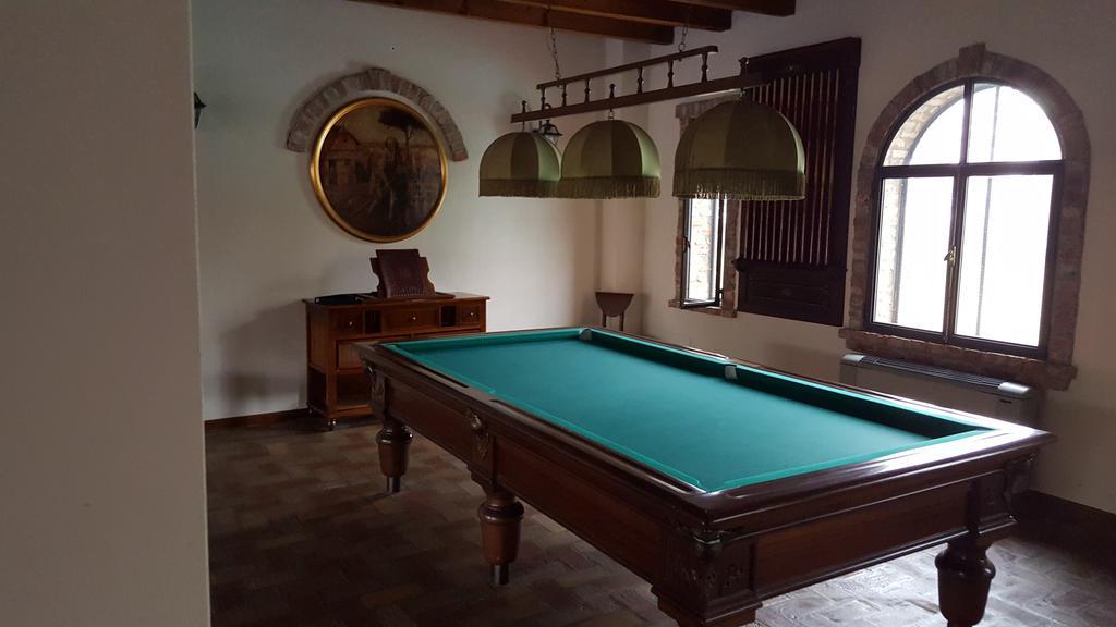 Tenuta Il Tenchio Hotel Lacchiarella ภายนอก รูปภาพ